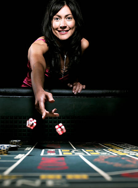 Live roulette wheel and betting interface on hokitime apk